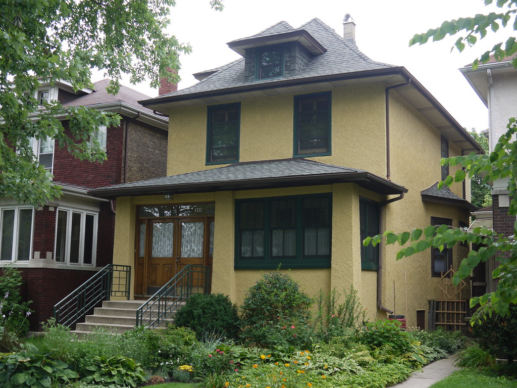 Ravenswood Manor Homes Ravenswood Manor is a located just … Flickr