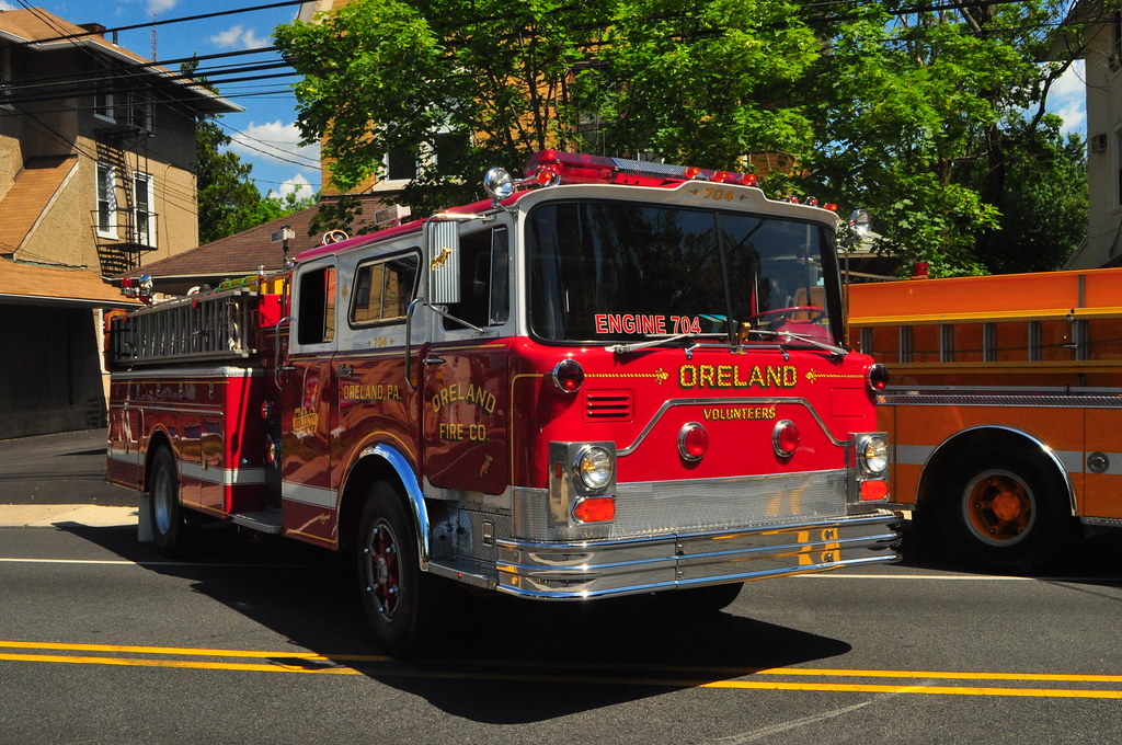 Oreland Fire Company Engine 704 1979 Mack CF700 Pumper Ca… Flickr