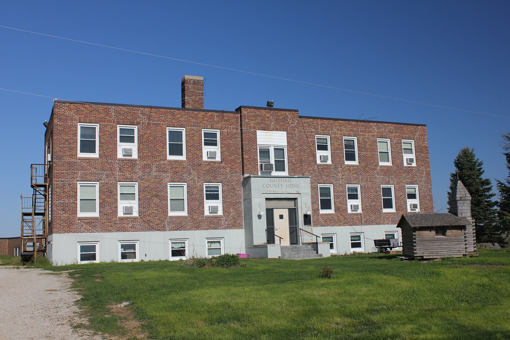 Elevation of Maple Ave, Guthrie Center, IA, USA Topographic Map