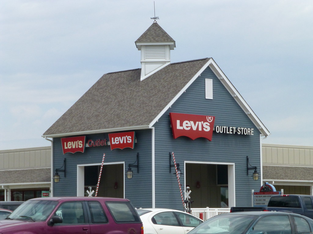 Levi's Outlet Store in Burbank, Ohio Lodi Station Outlets;… Flickr