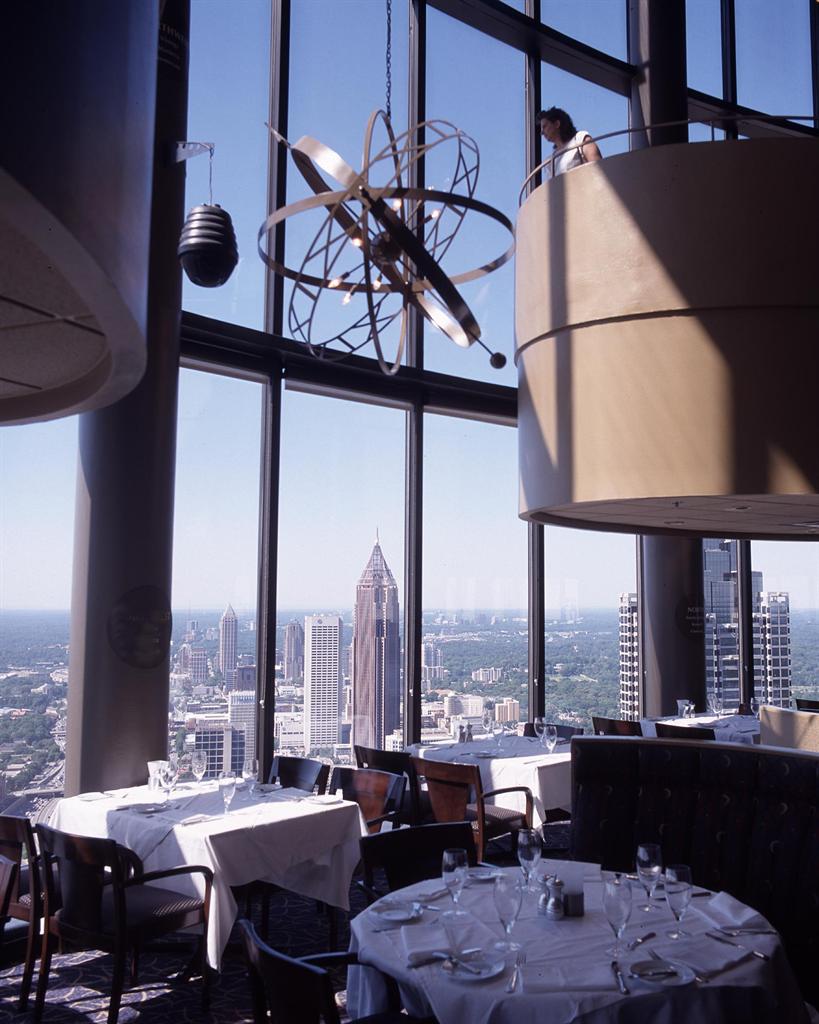 The Westin Peachtree Plaza, Atlanta—Sun Dial Restaurant Ba… Flickr