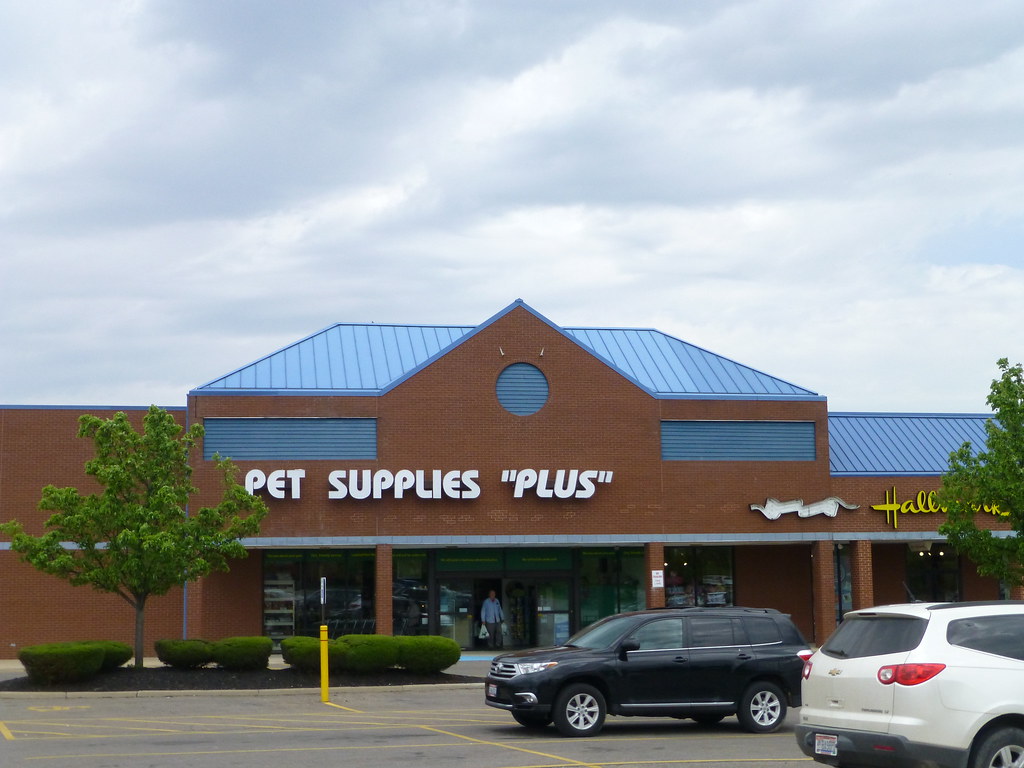 Pet Supplies Plus in Wooster, Ohio Wooster never had a mal… Flickr