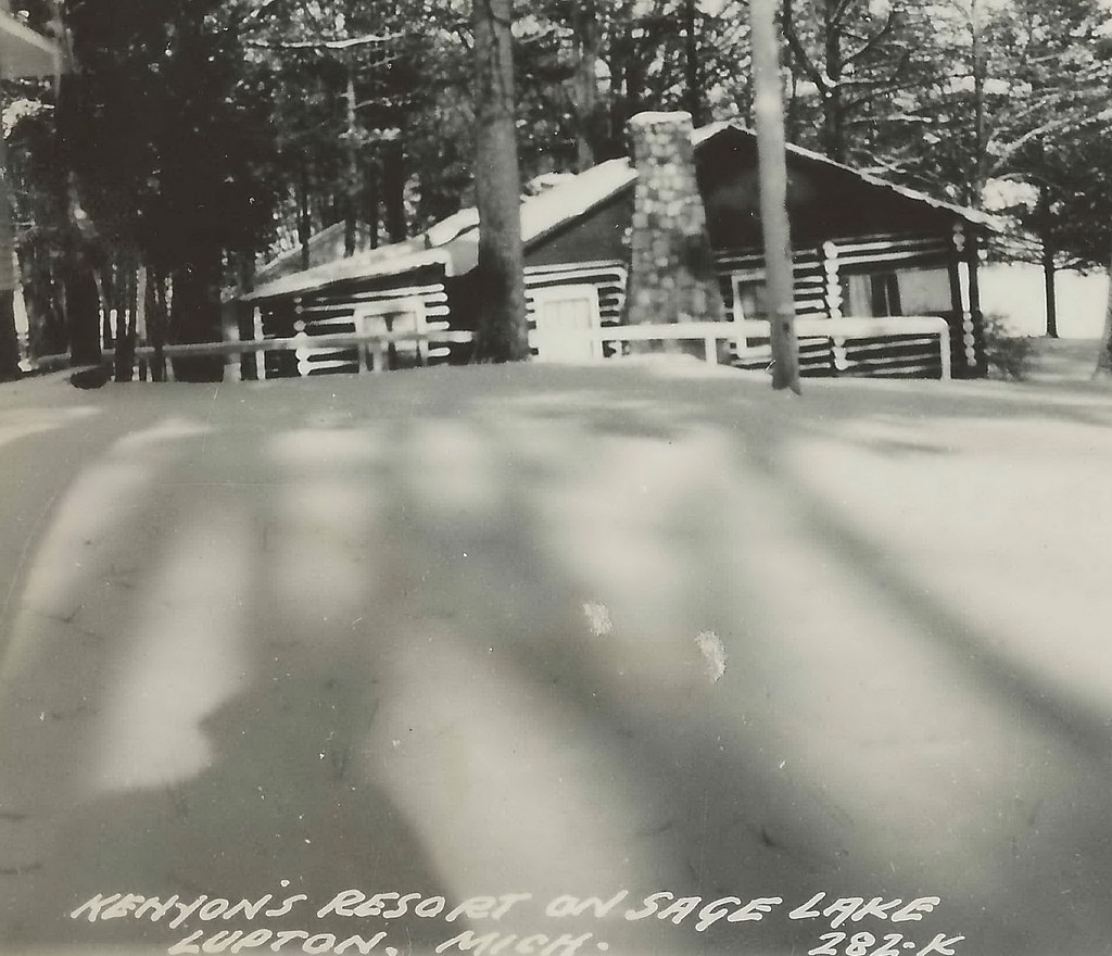NE Rose City Lupton MI RPPC 1950s Kenyons Hotel & Resort o… Flickr