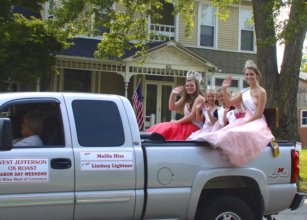 Ox Roast ladies West Jefferson Ox Roast pageant winners ri… Flickr