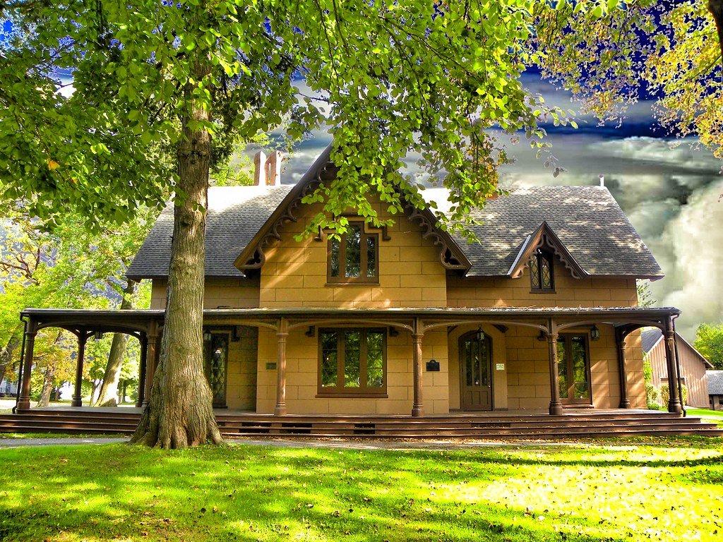 Onieda New York Cottage Lawn Historic Home Cottage Law… Flickr