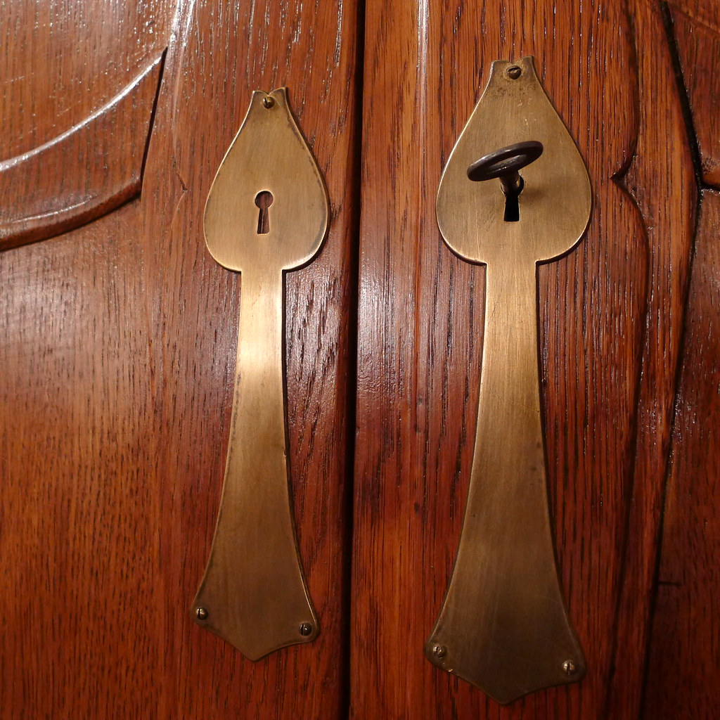 Art Nouveau hardware Gabriela Flickr