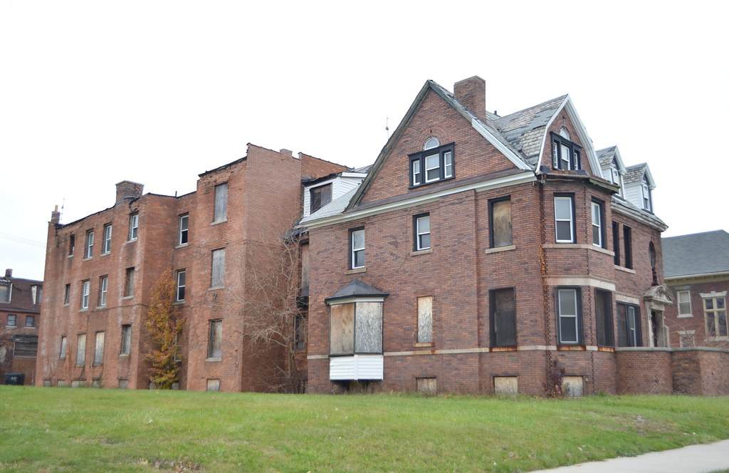 Detroit The Recina Erskine November 21, 2013 (2) Flickr