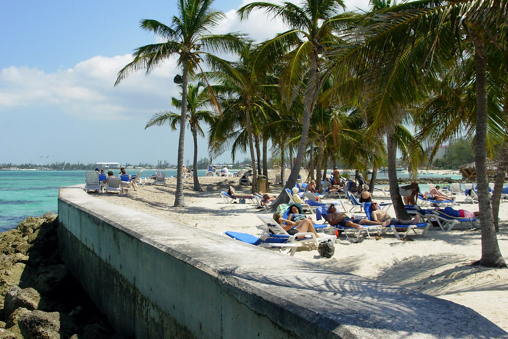 Beach at Crystal Palace Hotel Nassau Bahamas geneonut Flickr