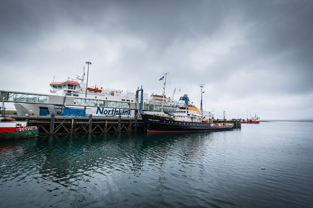 Holland The ex Dutch salvage tug "Holland" berthed in stro… Flickr