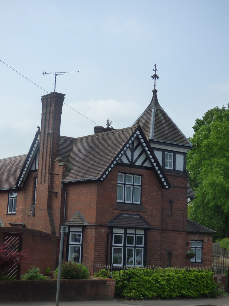 Lodge house Park Drive, Leamington Spa a photo on Flickriver