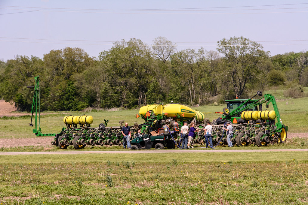 Huge John Deere Planter The whole family is involved durin… Flickr
