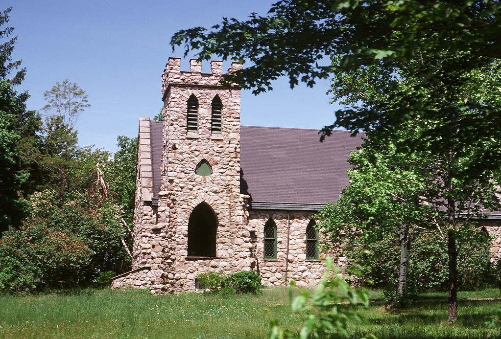 Cragsmoor, NY stone church [s5601] The Cragsmoor church, … Flickr