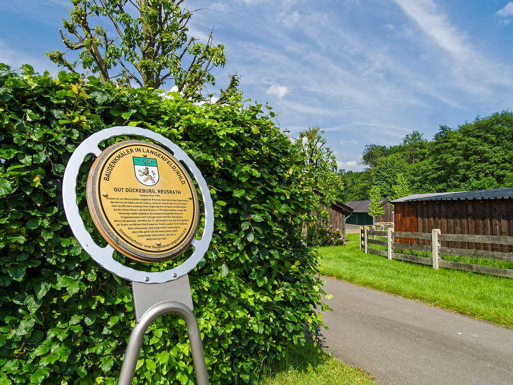 Dückeburg Reusrath LangenfeldReusrath / NRW / Germany Klaus Heß