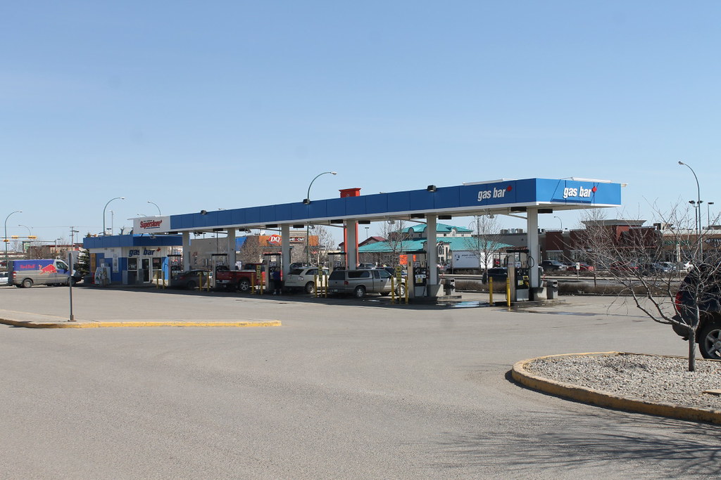 RealCdnSuperstore_ReginaSK1 Real Canadian Superstore gas b… Flickr