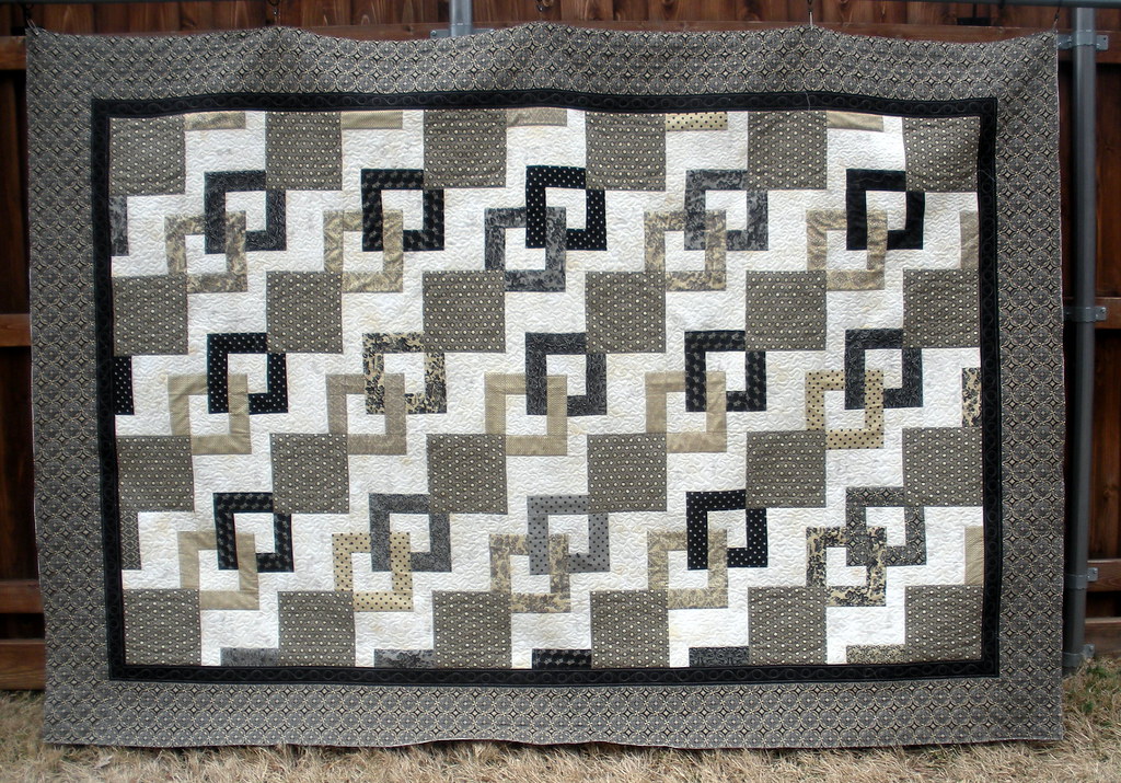 LITTLE BLACK DRESS QUILT Made by the Ladies at Quilt Amo… Flickr