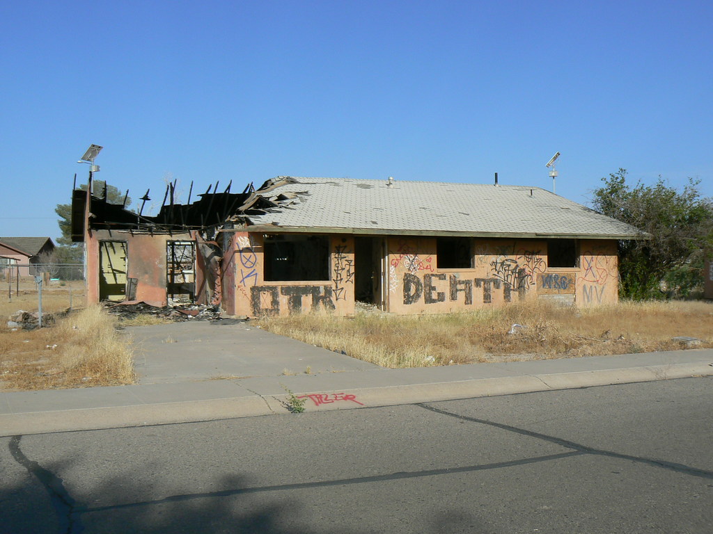 ABANDONED STRUCTURE Sacaton, AZ. (Gila River Indian Commun… Brad Flickr