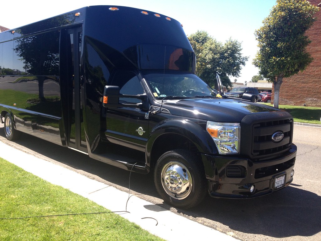 Party Bus Rental PLL Party Bus & Limo 406 Hudson Dr Tustin… Flickr