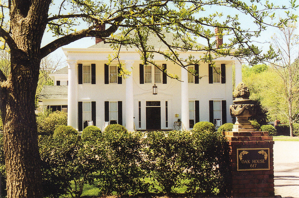 Oak HouseMadison, Ga. (1898) A Classic Revival house lo… Flickr
