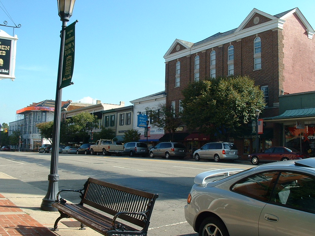 Broadway Historic Lebanon, OH Broadway (US 42) in hist… Flickr