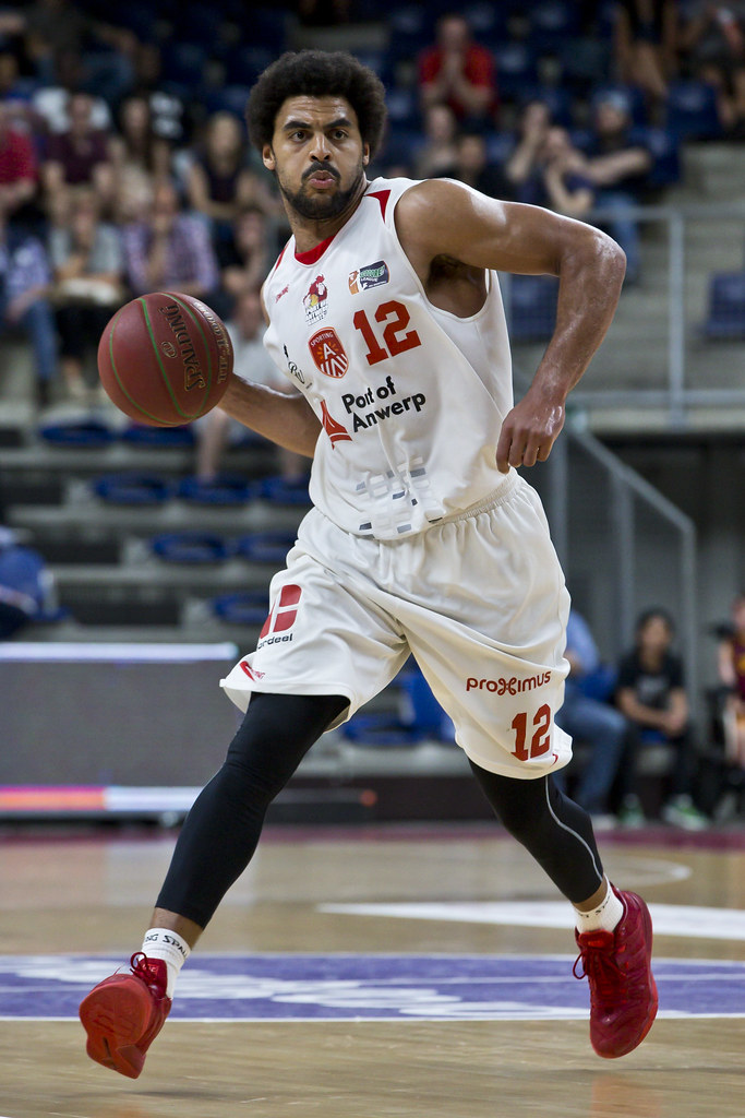 Basketbal / Port of Antwerp Giants HUBO Limburg United Flickr