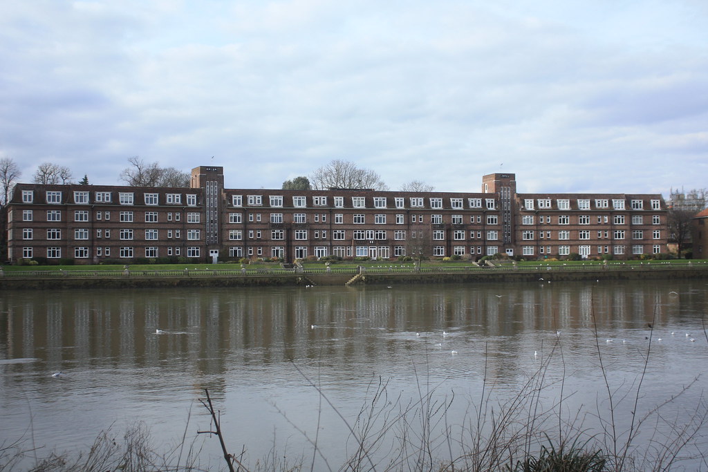 Thames Walk Day 4 Putney to Hampton Court 053 Jon Bromwich Flickr