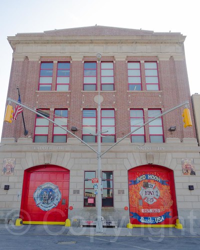 FDNY Firehouse Engine 279 & Ladder 131, Red Hook, Brooklyn… | Flickr