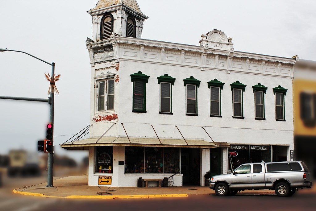 Piece of Kansas History Ellinwood, KS, USA, underground tu… Flickr