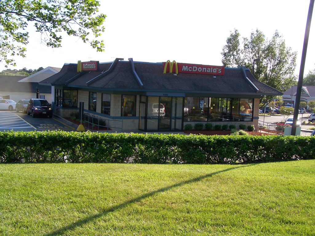 100_9716 9100 Rothbury Drive,Gaithersburg, Maryland ncokecan Flickr