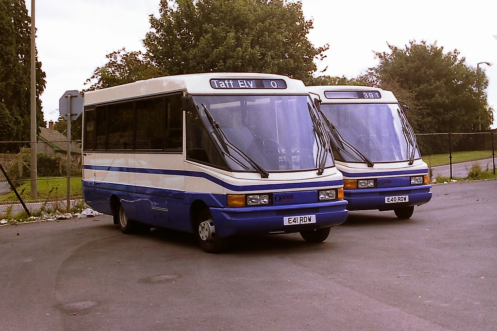 41 Taff Ely E41RDW Volkswagen LT55 Optare City Pacer. Cemetery Road