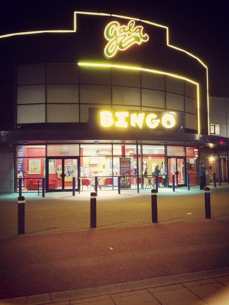 Gala Bingo Robin Park Complex, Wigan. Tanvir Hamid Flickr