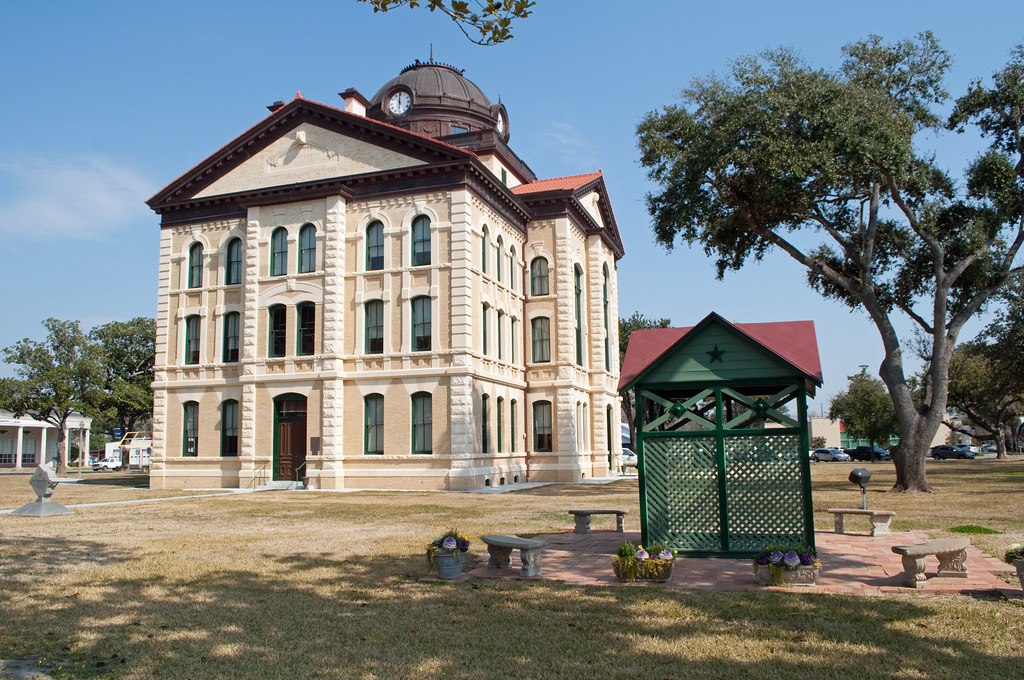Colorado County Courthouse An attractive courthouse in Col… Flickr