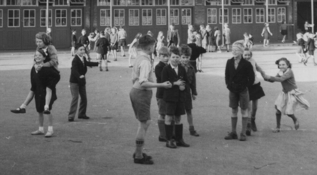 The playground Yardley Wood Junior School When it was fi… Flickr