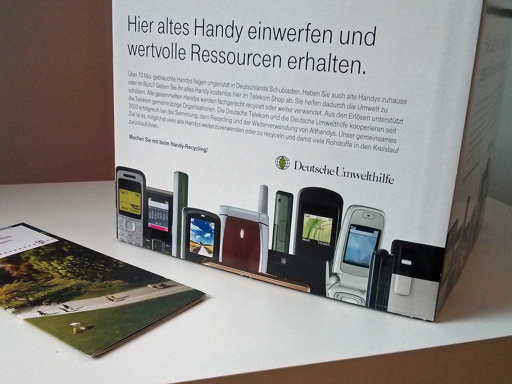 Sammelbox für alte Handys Gar nicht so leicht Wo kann ich… Flickr
