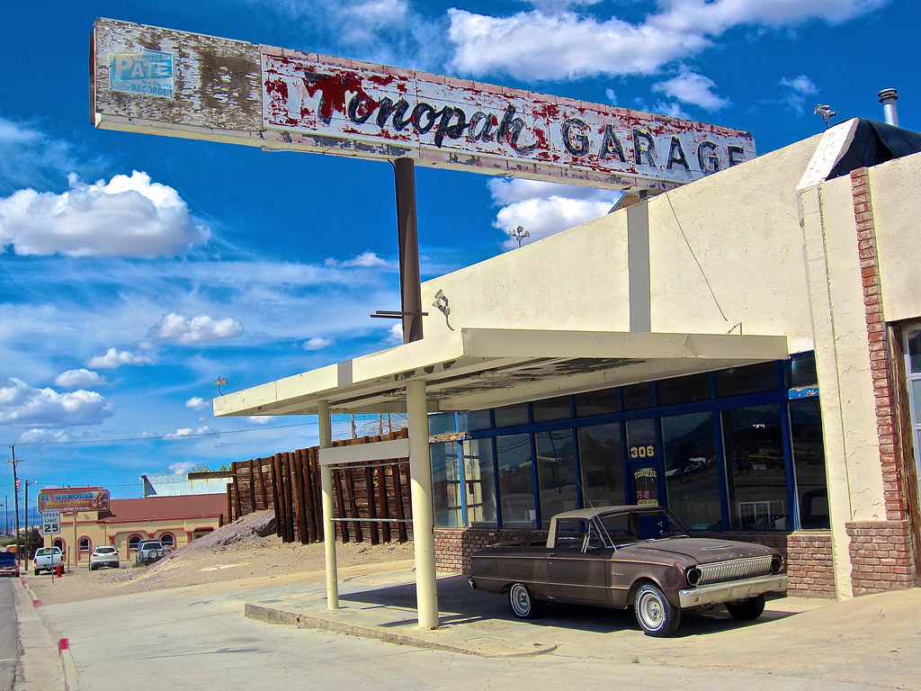 Tonopah Garage, Tonopah, NV Tonopah Garage, 250 South Main… Flickr