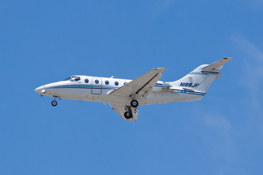 Private Raytheon Hawker 400XP (Beechjet 400A) N188JF Flickr