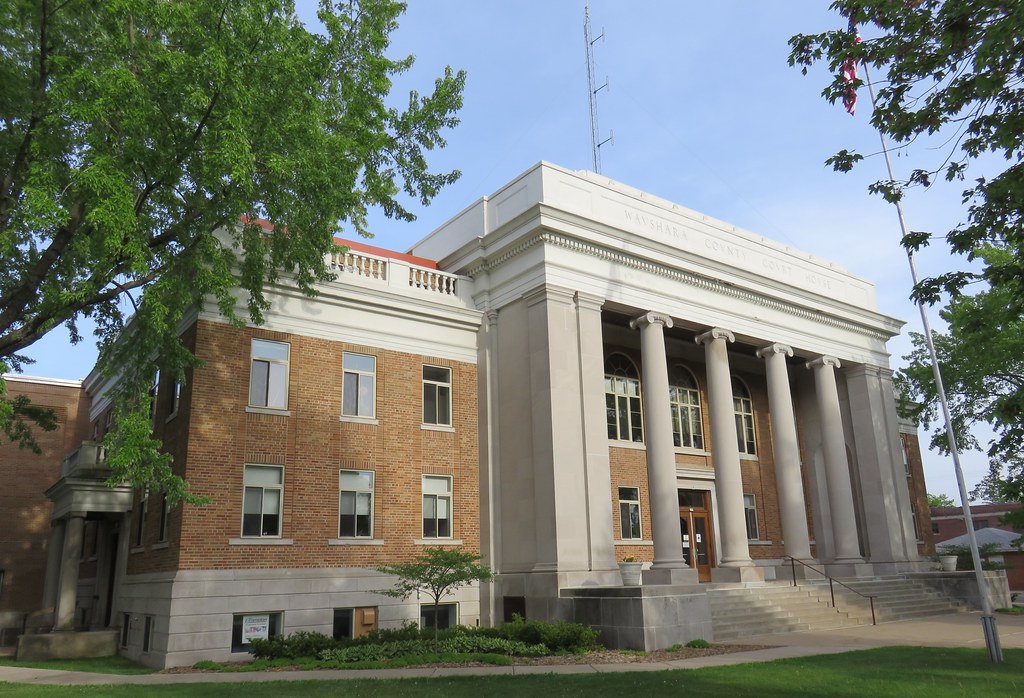 Waushara County Courthouse (Wautoma, Wisconsin) The 1929 W… Flickr