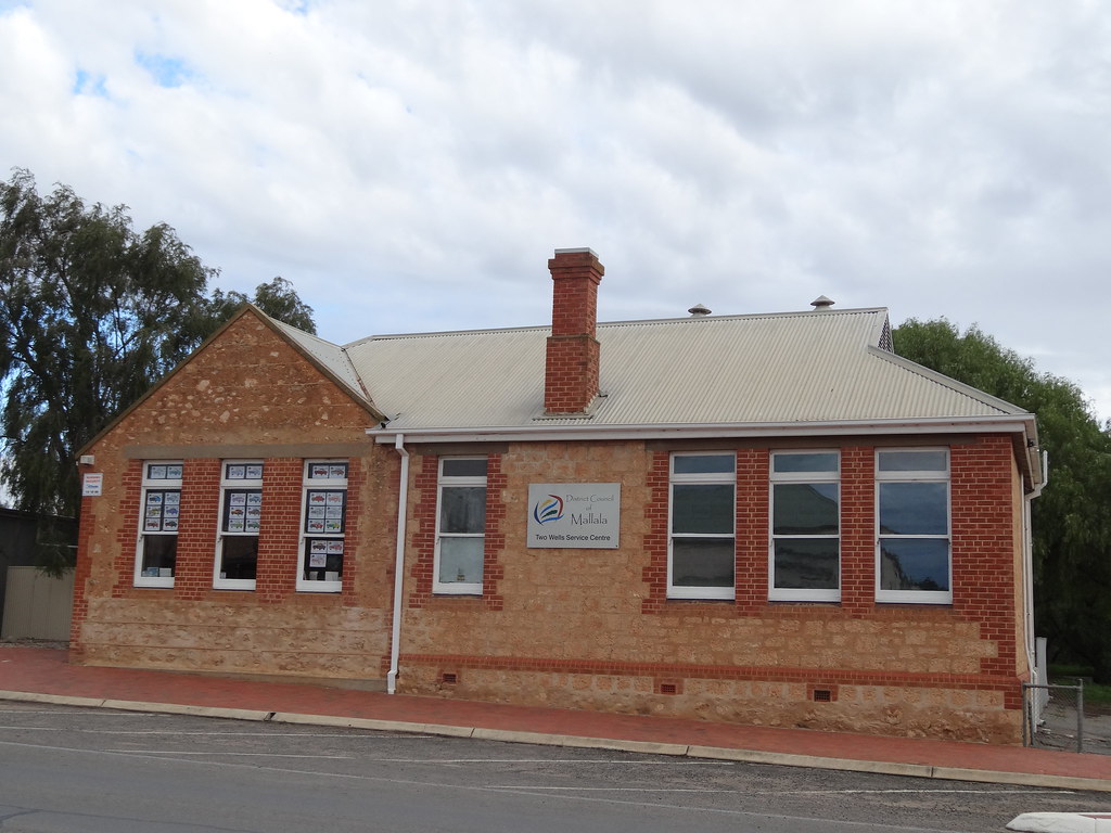 Two Wells 1879 government primary school Two Wells. When t… Flickr