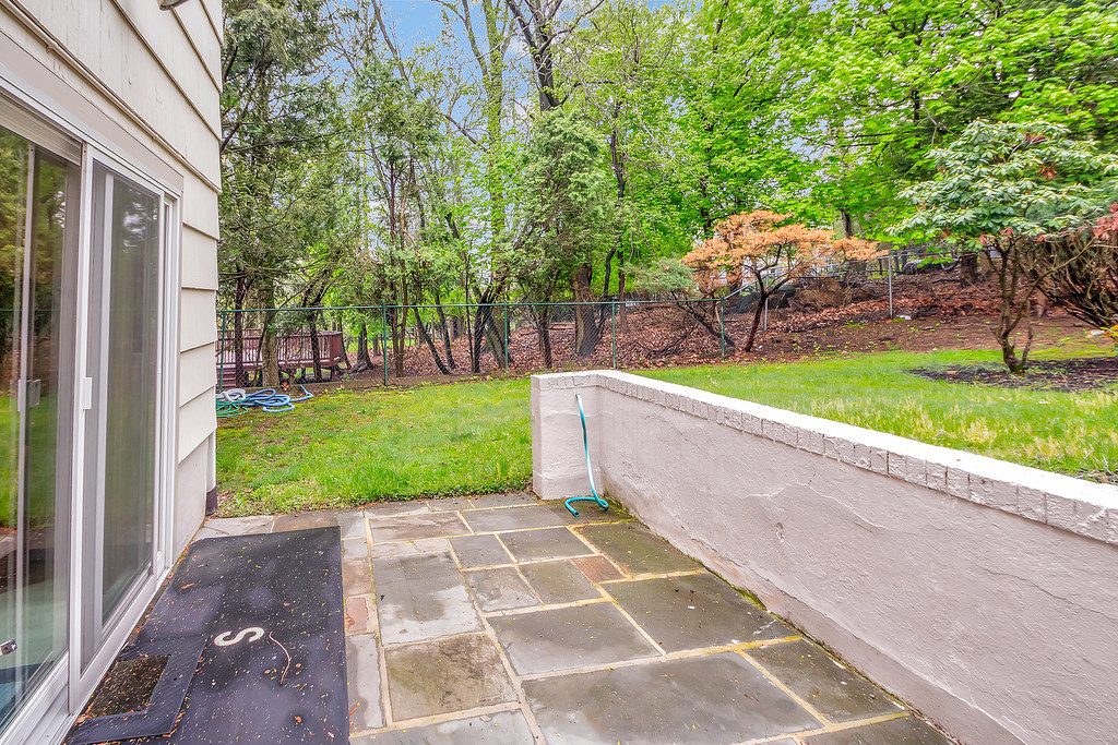 IMG_2584 73 Fairway Ave, Verona Stephen Harris Flickr