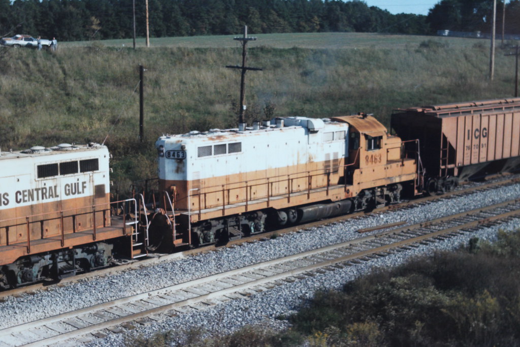 Illinois Central Gulf 8463 (GP10) Carbondale, Illinois, 19… Flickr