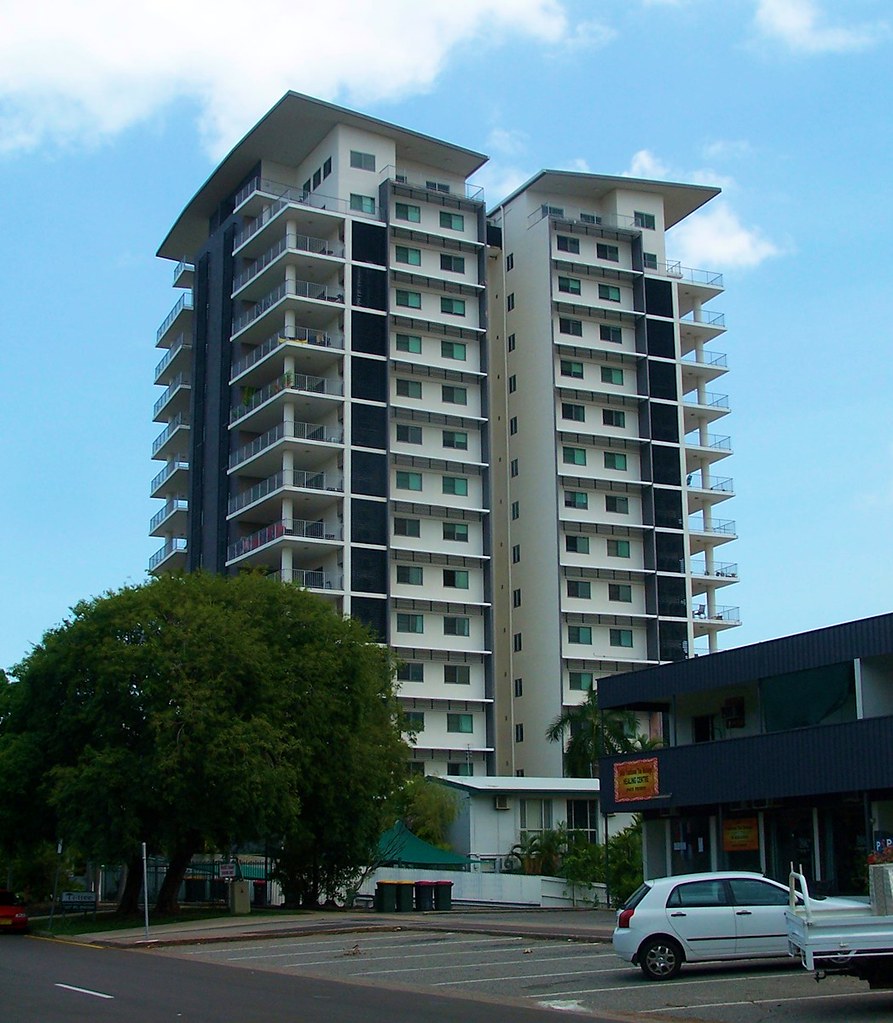 Pinnacle Apartments, Darwin Pinnacle Apartments, a 15 stor… Flickr