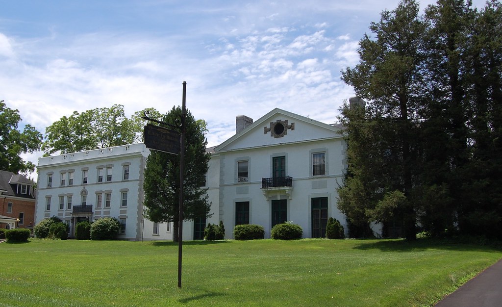 Kings Court Queens Court Auburn, NY Kings Court (on th… Flickr