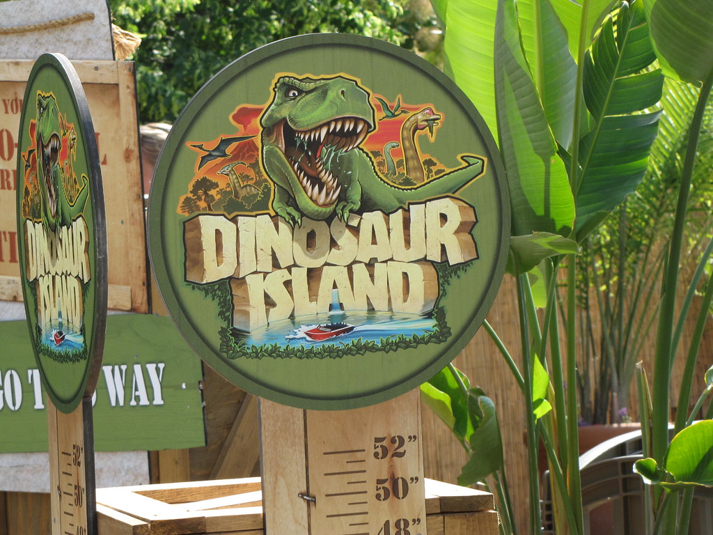 Columbus Zoo Dinosaur Island 001 foodbyfax Flickr