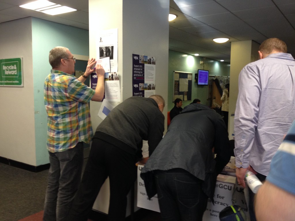 IMG_4557 Glasgow Caledonian University staff and students … Flickr