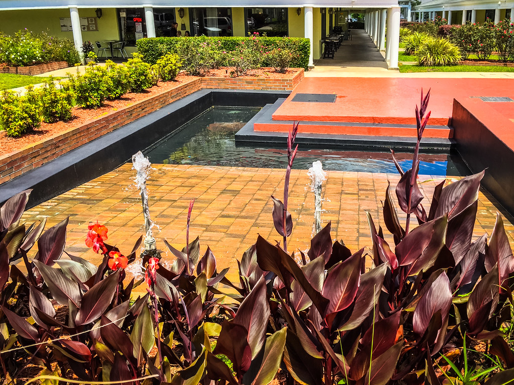 Fountain at Deerwood Village Mall Baymeadows Rd, Jacksonvi… Flickr