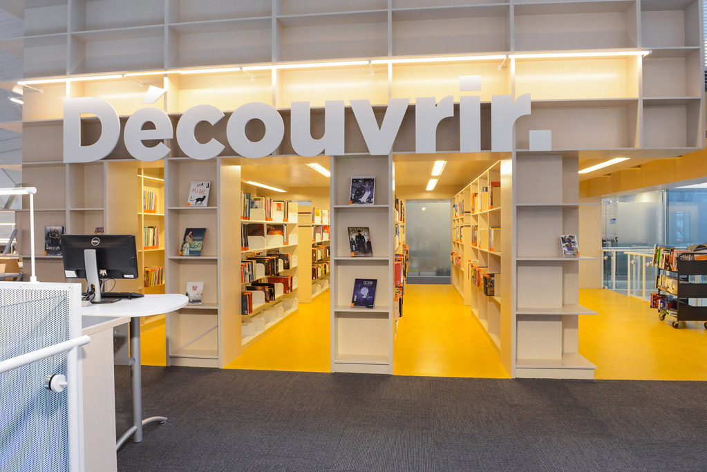 Bandes dessinées Bibliothèque MoniqueCorriveau, Québec,… Flickr