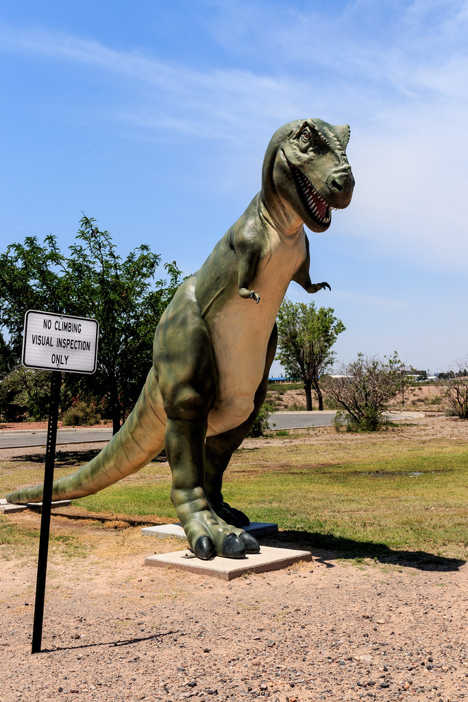 Dinosaur statues These are attractions at the Pit Park in … Flickr