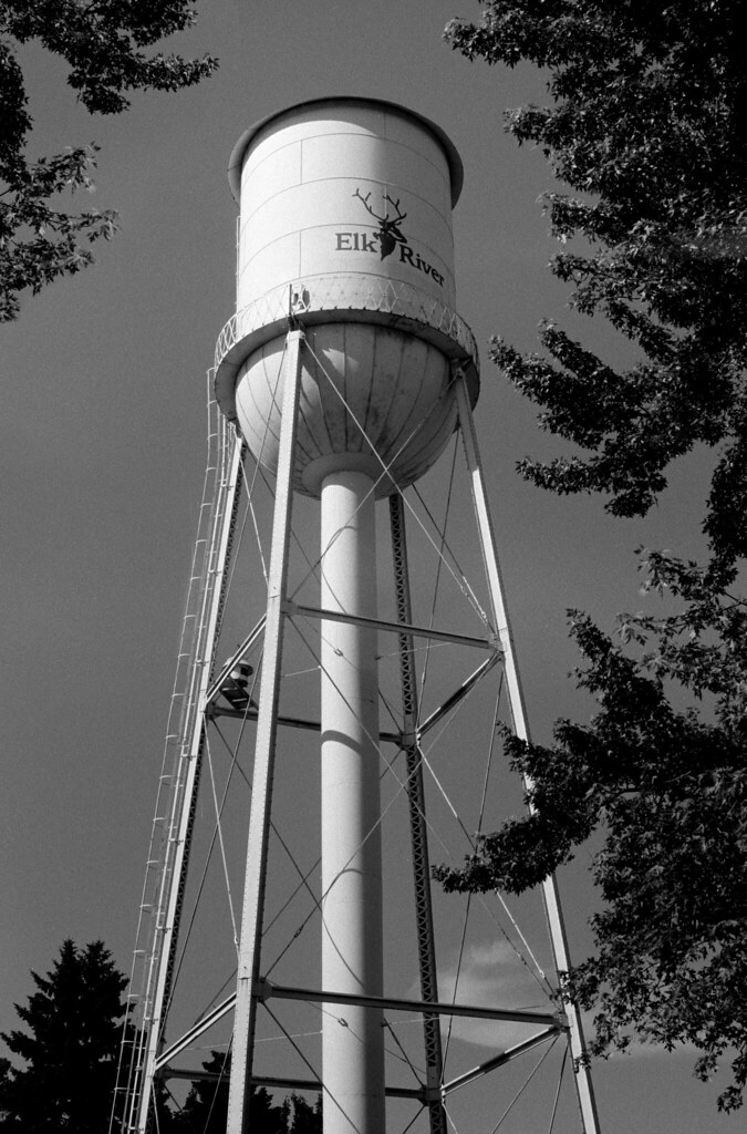 elk river water tower FED 3 Industar 61 kodak TMax 100 Ro… Flickr