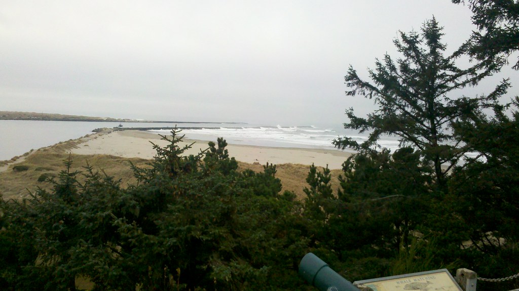 North Jetty, Newport Facing Northwest Taken 12/31/2013 Tak… Flickr