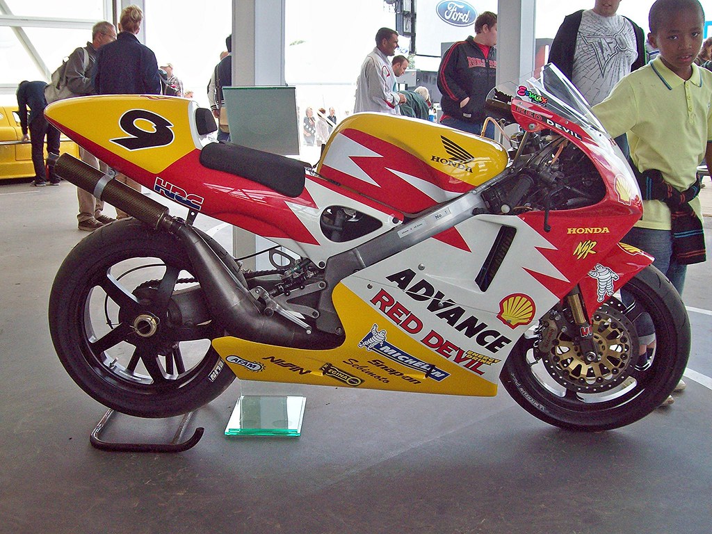 190 Honda NSR500 (1998) | Honda NSR500 (1998) Engine 500cc t… | Flickr