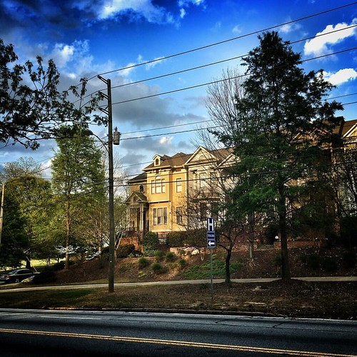 Townhomes catching evening light on Moreland Avenue welov… Flickr